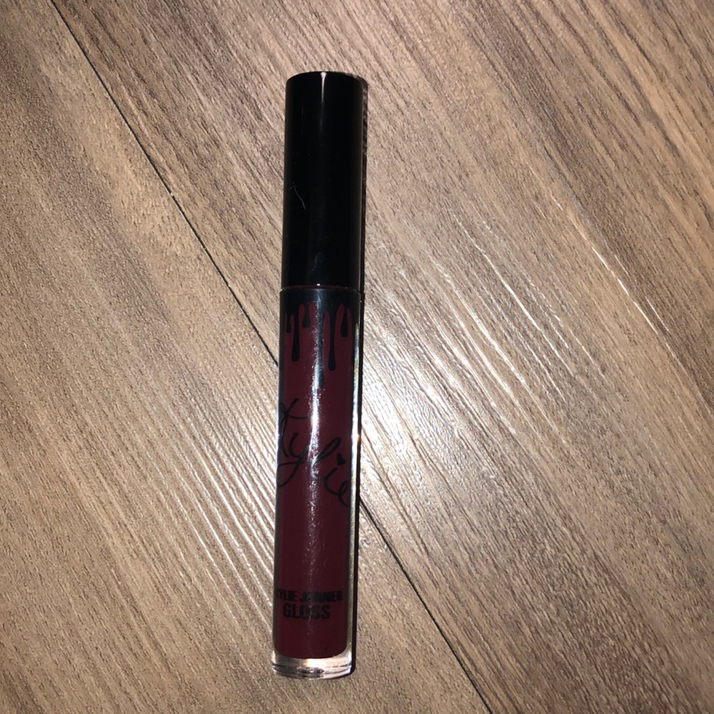 Kylie Jenner gloss